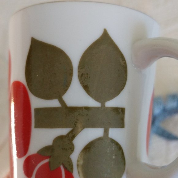 RETRO 1960-1970 PEDESTAL PORCELEIN COFFEE MUGS (2)  WHITE WITH ORANGE FLOWER - Picture 2 of 14